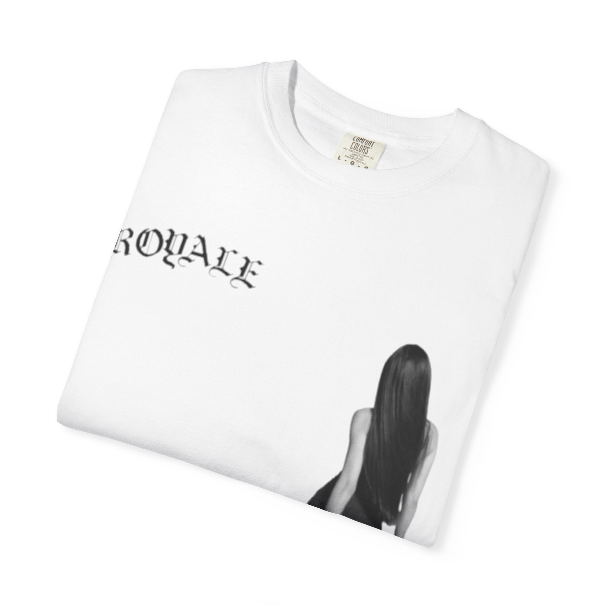 T-Shirt — Elegant Silhouette Graphic Tee with 'Roxale' Script